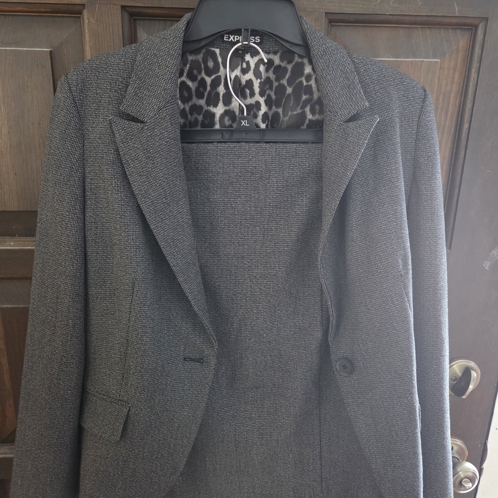 Express Women's Gray Blazer/Skirt Suit